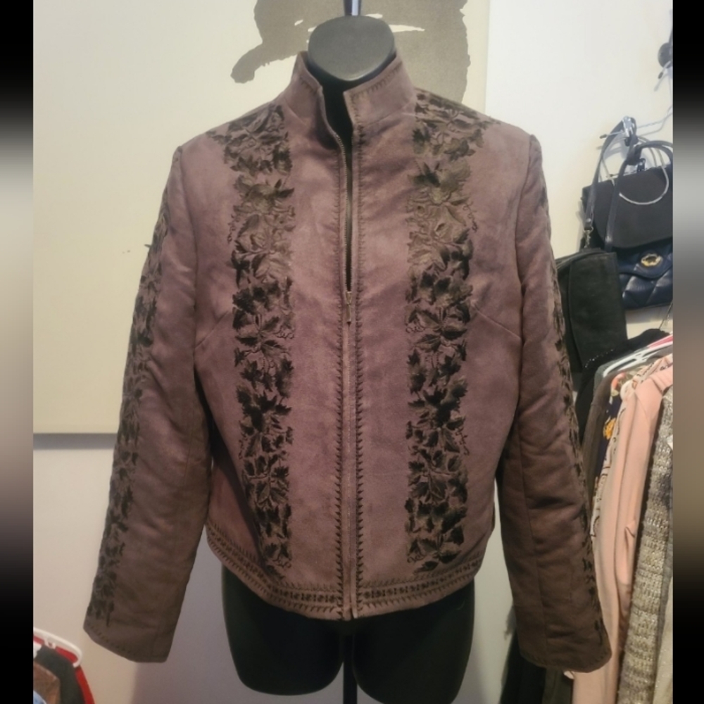 🐰Women's Embroidered Ultra Suede Jacket - Brown